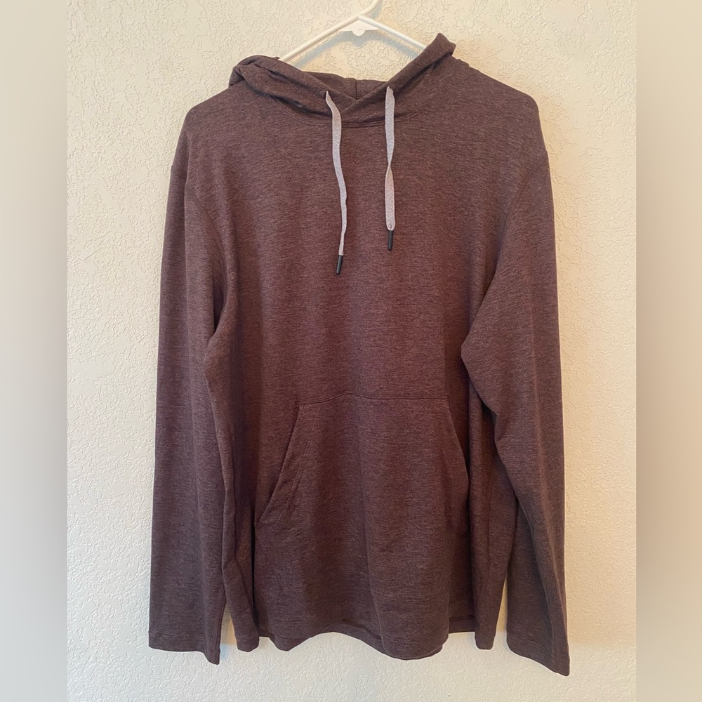 SET - men’s Lululemon set. Dark purple/maroon color. Like new. Never worn